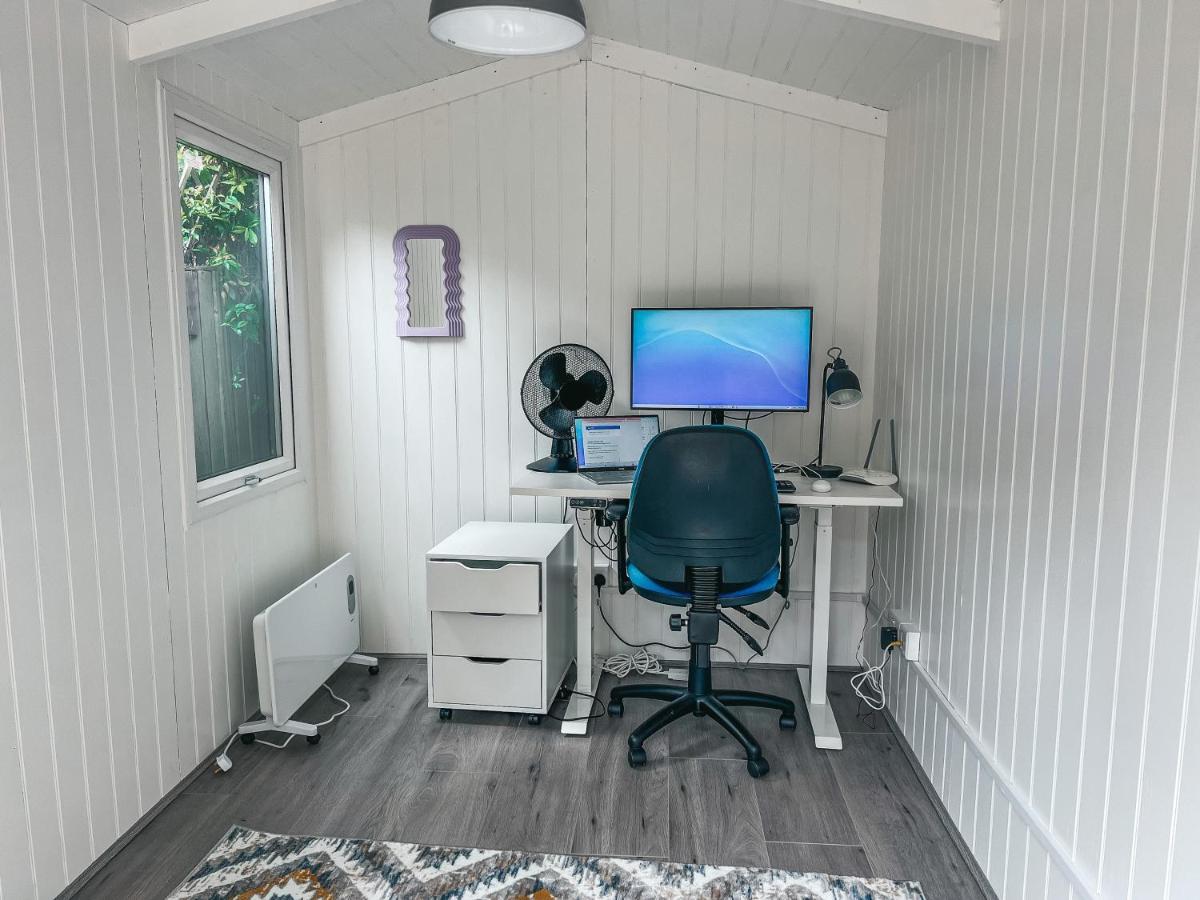 Gorgeous 3 Bed With Garden Office By Staybynumbers *