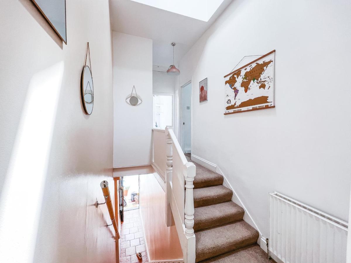 Appartamento Gorgeous 3 Bed With Garden Office By Staybynumbers Londra