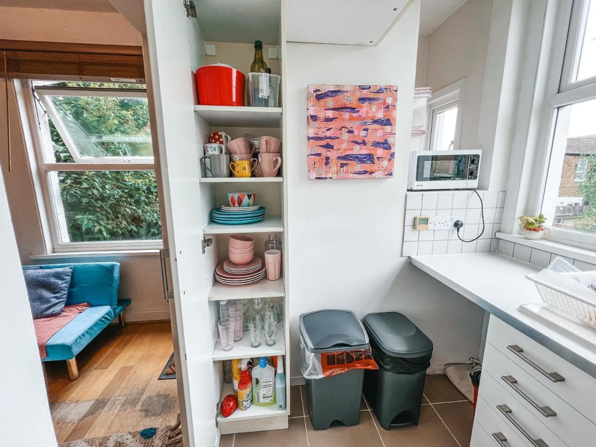 Gorgeous 3 Bed With Garden Office By Staybynumbers * Londra