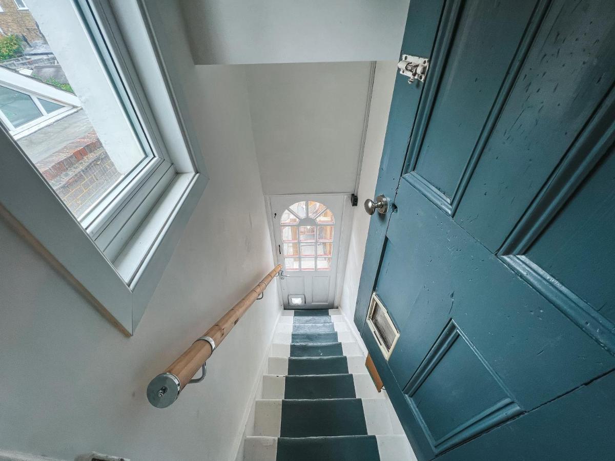 Gorgeous 3 Bed With Garden Office By Staybynumbers * Londra