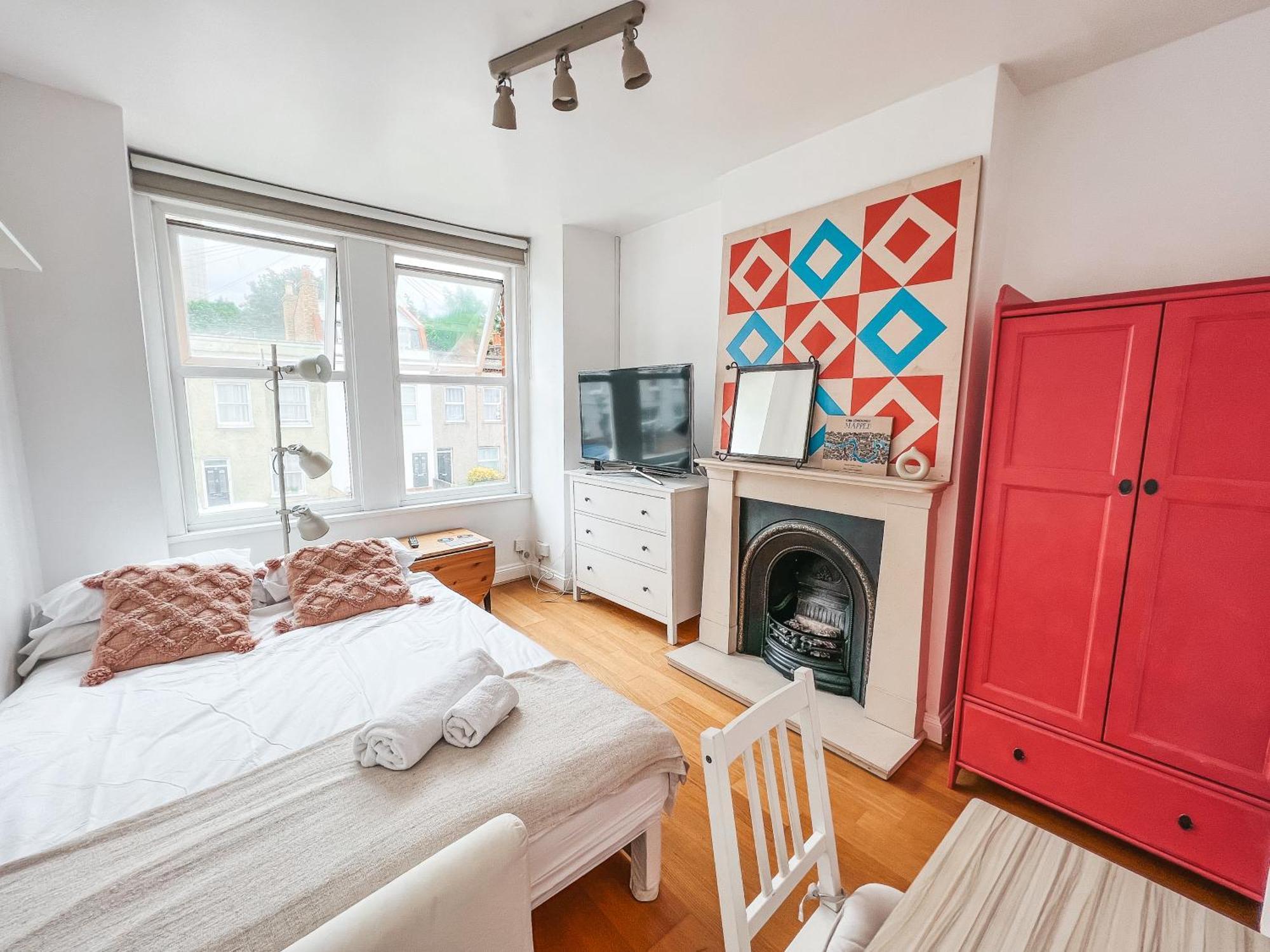 Apartment Gorgeous 3 Bed With Garden Office By Staybynumbers *